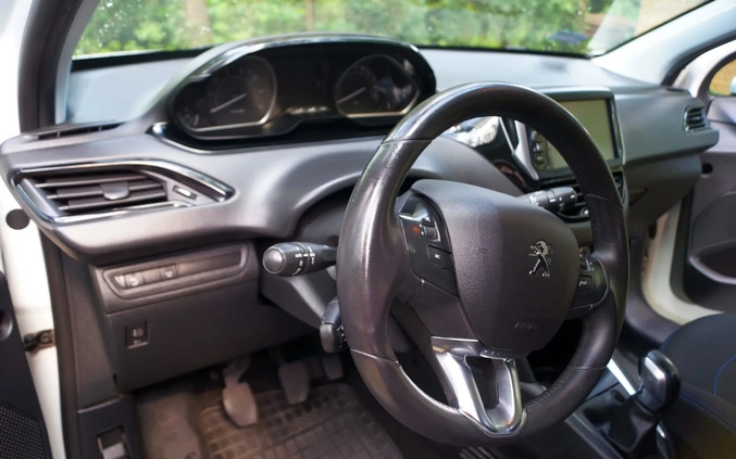 Peugeot 208 cena 35500 przebieg: 100000, rok produkcji 2018 z Warszawa małe 742